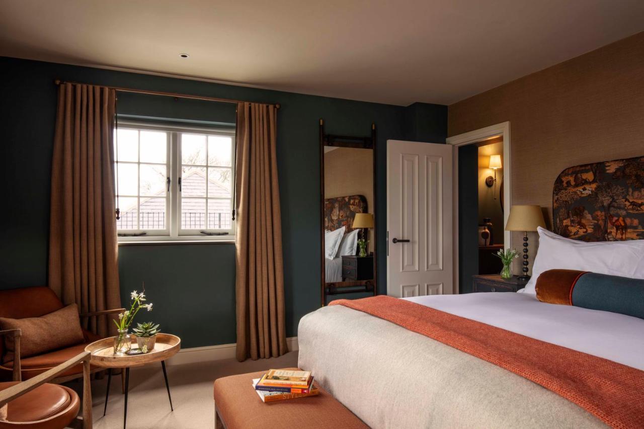 Falcon Hotel โทสเตอร์ ภายนอก รูปภาพ
