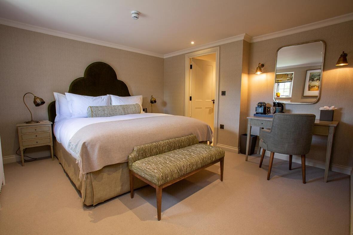 Falcon Hotel โทสเตอร์ ภายนอก รูปภาพ