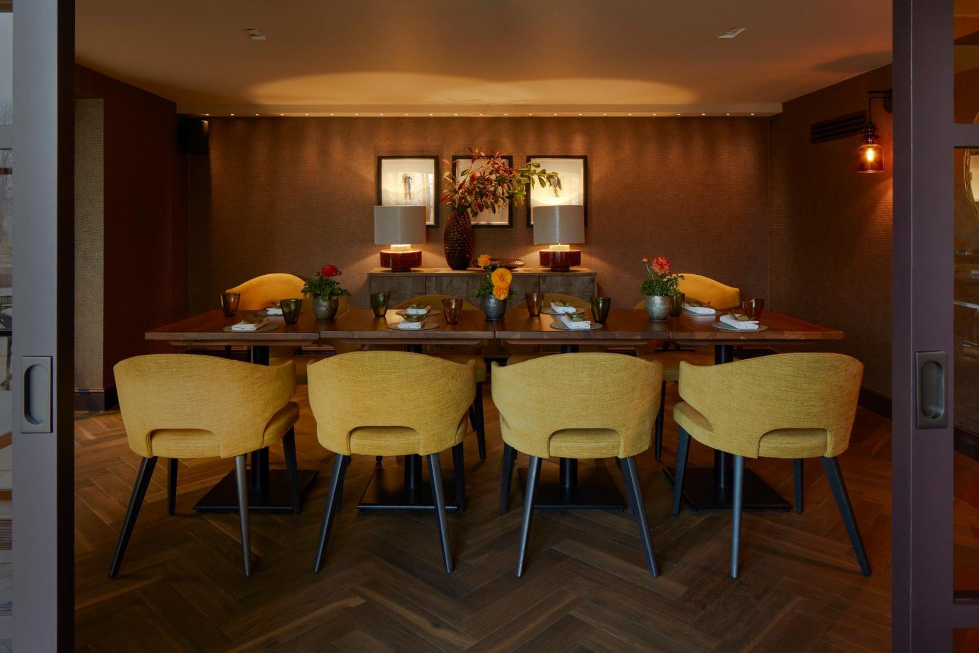 Falcon Hotel โทสเตอร์ ภายนอก รูปภาพ